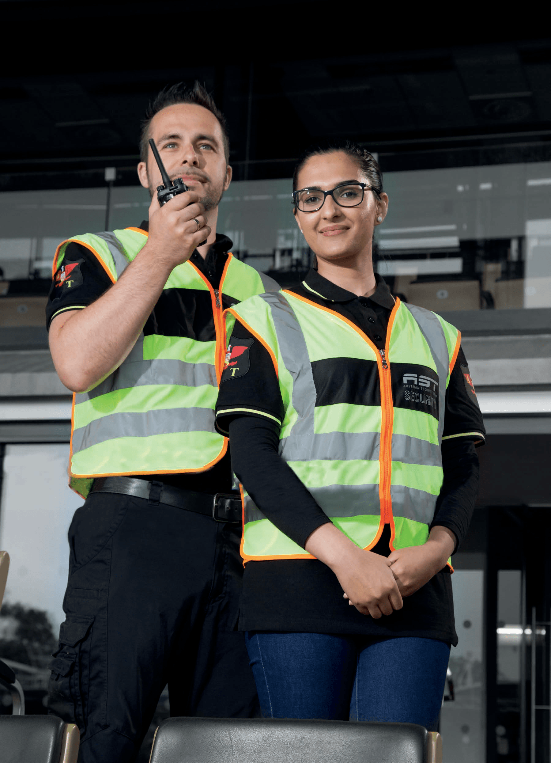 AST trägt Harryson Businesswear