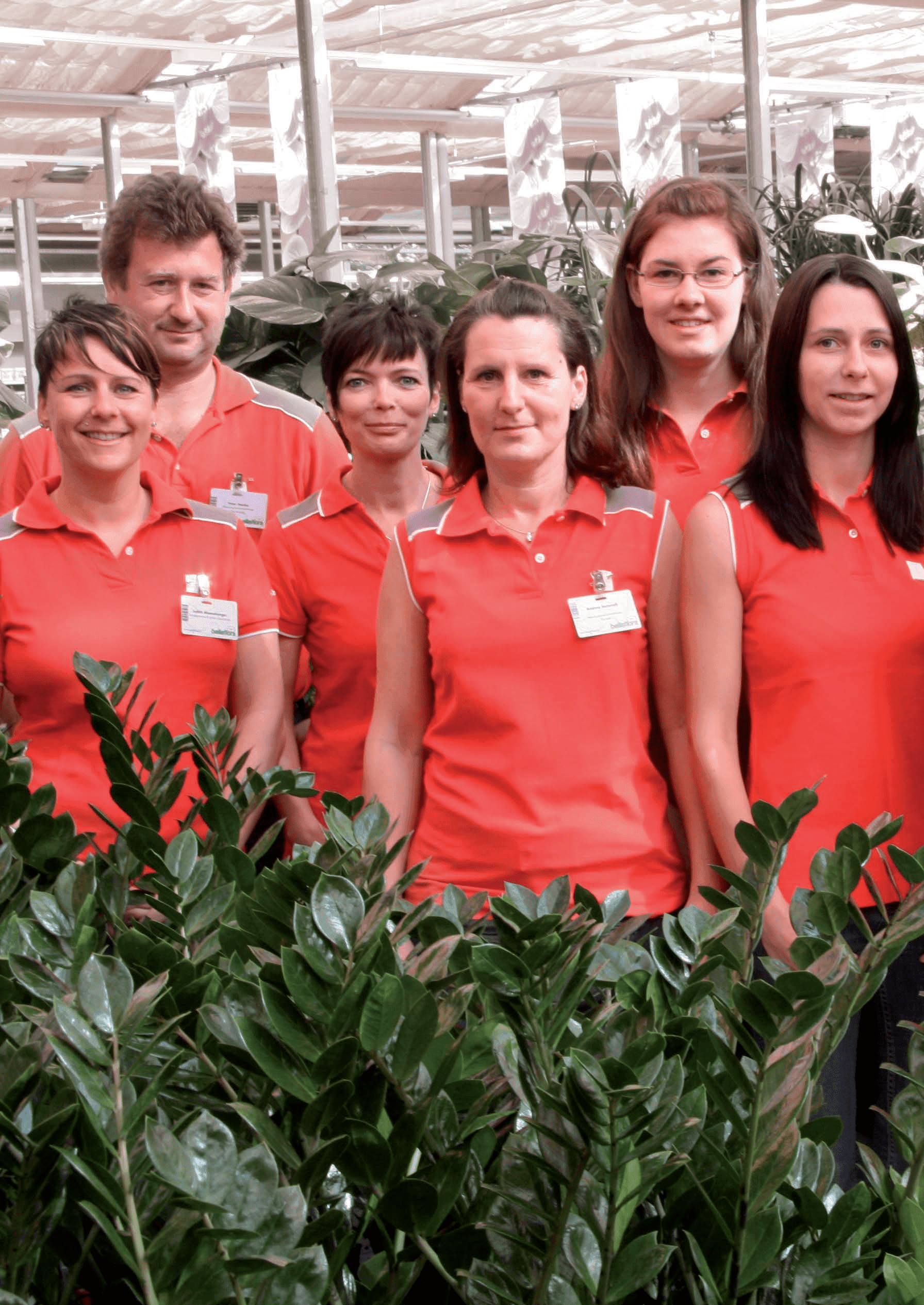 Bellaflora trägt Harryson Businesswear